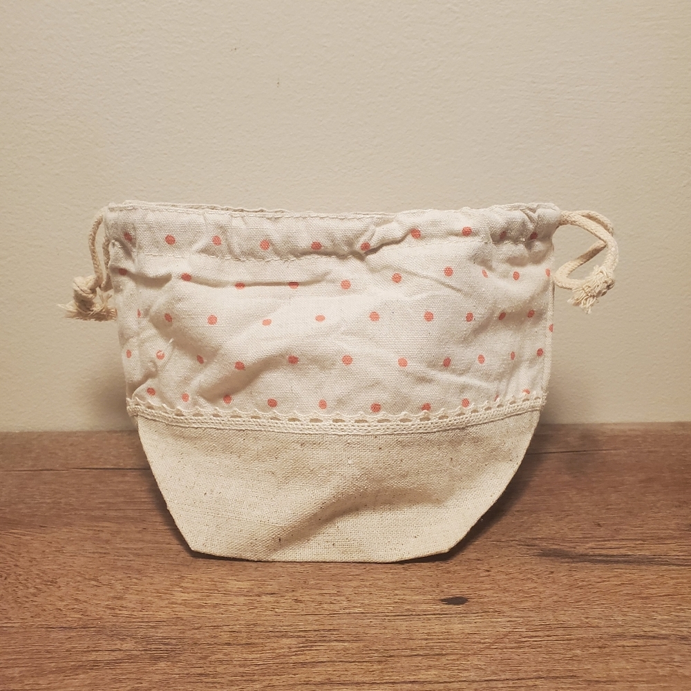 Polka Dot Drawstring Makeup Bag